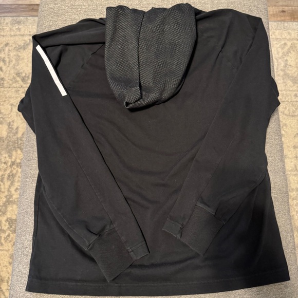 Adidas Black Sweatshirt - Picture 2 of 5